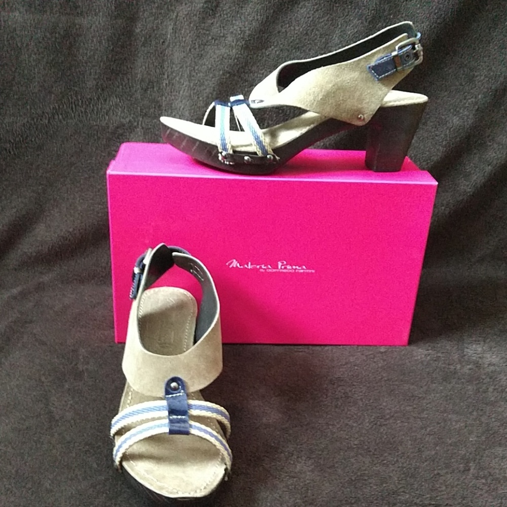 Tan, cream and jean blue wedge sandals, sz 39.